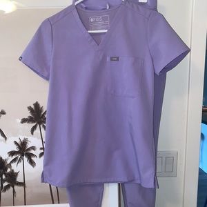 Womens FIGS scrub set- Lavender Dew